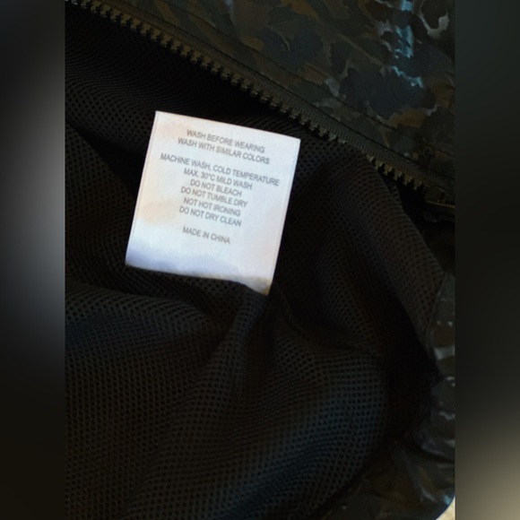 Zyia Active Size Small Leopard Windbreaker Bomber Jacket Hooded Lightweight - Picture 14 of 15